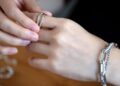 Silver Jewellery : क्या आप भी सस्ती सिल्वर ज्वेलरी खरीदते हैं?तो हो सकता है आपकी सेहत को नुकसान, जाने कैसे
