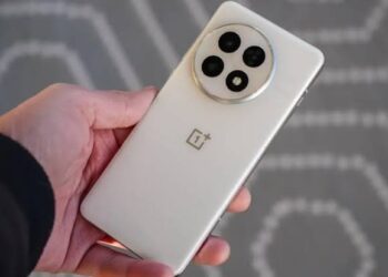 OnePlus Mobile Market: क्या भारत की मार्किट से गायब  होने वाला है  OnePlus ? जाने क्या 2027 तक कारोबार समेटने का है इरादा