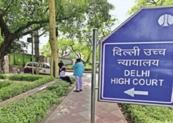 Delhi High Court: छात्रों पर लाठीचार्ज से भड़का विवाद, हाईकोर्ट ने केंद्र और दिल्ली पुलिस से मांगा जवाब