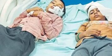 Dog Attack: बांदा के प्राथमिक विद्यालय में पागल कुत्ते का हमला, दो मासूम घायल, मची अफरा-तफरी