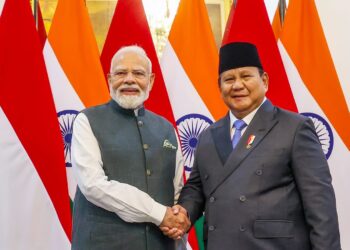 Indonesia Honor PM Modi: इंडोनेशिया ने पीएम मोदी को दिया सर्वोच्च नागरिक सम्मान, भारत के रिश्तों को मिली नई मजबूती