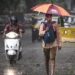 Mumbai Rain Alert: मुंबई में रेड अलर्ट जारी, अगले कई घंटे भारी बारिश की चेतावनी; तेज हवाओं और हाई टाइड का भी खतरा