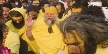 Premanand Ji Maharaj ने सबसे करीबी संत को दी अंतिम विदाई, अंतिम संस्कार में भावुक हुए श्रद्धालु