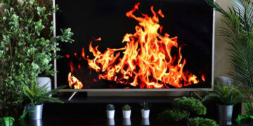 Gadget Care Tips: क्या आपका OLED TV भी हो जाता है ज्यादा गर्म ? जानिए वजह, कब बन सकता है खतरा और कैसे करें बचाव
