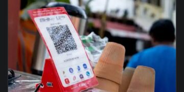 UPI Fees: क्या फिर लग सकती है UPI फीस, पेमेंट एक्ट में बदलाव का प्रस्ताव, जानिए किस किस पर पड़ेगा असर