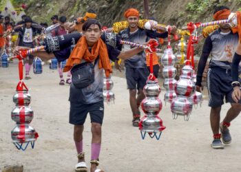 Kanwar Yatra 2026: यूपी में 12 दिन तक दिखा कांवड़ियों का सैलाब, करोड़ों शिवभक्तों ने की यात्रा, सुरक्षा में नहीं हुई कोई चूक
