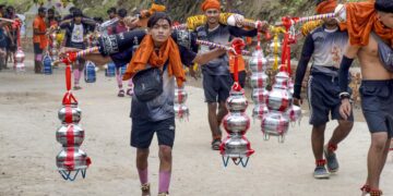 Kanwar Yatra 2026: यूपी में 12 दिन तक दिखा कांवड़ियों का सैलाब, करोड़ों शिवभक्तों ने की यात्रा, सुरक्षा में नहीं हुई कोई चूक