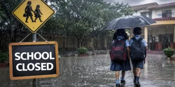 School Closed Today: कांवड़ यात्रा और भारी बारिश के चलते कई जिलों में स्कूल बंद, जानें कहां-कहां लागू है छुट्टी