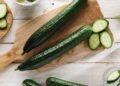 Cucumber Benefits: खीरा खाने से पहले छिलका उतारना होता है सही या ग़लत? आइए जानते हैं
