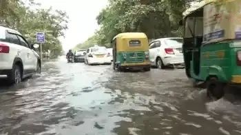 Delhi Heavy Rain Red Alert