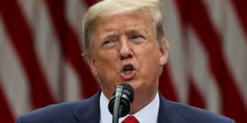 US Iran Sanctions: ट्रंप का बड़ा आर्थिक वार,ईरान के खिलाफ ‘ऑपरेशन इकोनॉमिक आउटकास्ट’ शुरू, 4 भारतीय कंपनियों पर प्रतिबंध