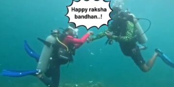 Raksha Bandhan Viral: किसने समुद्र की गहराई में भाई को बांधी राखी, एयर शेयरिंग से दिया भरोसे का संदेश