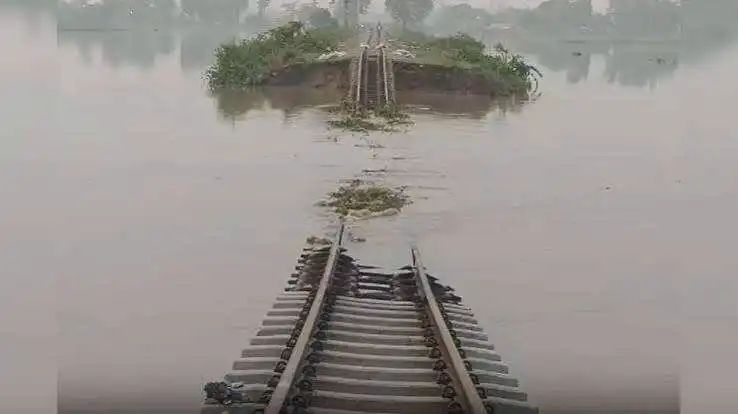 UP Flood Alert