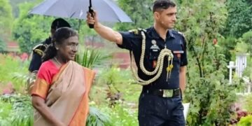 President ADC Resign : राष्ट्रपति मुर्मू के ADC रहे ऋषभ सिंह ने क्यों लिया समय से पहले रिटायरमेंट