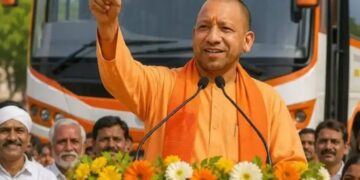 UP Relief: बलिया बाढ़ के बीच पहुंचे योगी, बुजुर्ग महिलाओं के लिए मुफ्त बस यात्रा समेत कई बड़ी बातें बताईं