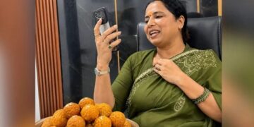 PK की जीत से आया ‘लड्डू संकट’,कौन है वीणा मानवी जिन्होंने BJP दफ्तर  फोन कर लिये मज़े, फोन कॉल हुई वायरल