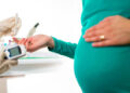 Gestational Diabetes: प्रेग्नेंसी में क्यों बढ़ जाता है डायबिटीज का खतरा? मां और बच्चे पर क्या पड़ता है असर