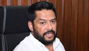 Karnataka political News: कर्नाटक में सियासी हलचल हुई तेज, जानिए क्यों मंत्री बी. नागेंद्र ने की इस्तीफे की पेशकश