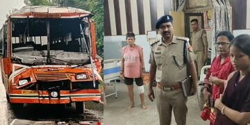 Hathras Roadways Bus Accident: ट्रक में घुसी रोडवेज बस, चालक समेत 18 यात्री घायल, किसी की भी नहीं गई जान