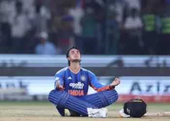 T20 में सबसे तेज शतक, फिर मैदान पर ‘ओम नमः शिवाय’ का जाप, अभिषेक शर्मा ने ऐसे मनाया जश्न; VIDEO वायरल