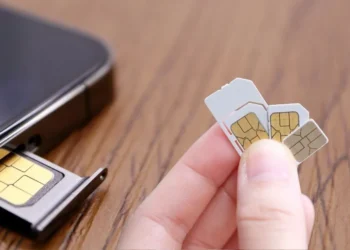 SIM Card Rules: आपके नाम पर किसी और ने तो नहीं लिया सिम? ऐसे करें तुरंत चेक