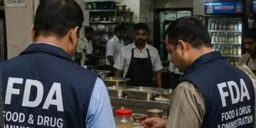 Food Safety: FDA की कार्रवाई से रेस्टोरेंट ब्रांड्स सतर्क, किचन ऑडिट और सफाई बढ़ी,  ग्राहकों को दिखा रहे हैं अपनी रसोई