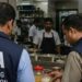 Food Safety: FDA की कार्रवाई से रेस्टोरेंट ब्रांड्स सतर्क, किचन ऑडिट और सफाई बढ़ी,  ग्राहकों को दिखा रहे हैं अपनी रसोई