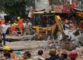 Delhi PG collapse : पांच मंजिला इमारत गिरने से कई लोग मलबे में दबे, छात्रों की सुरक्षा पर उठे सवाल