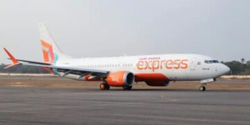 Air India Express: यात्रियों की जान हलक मे अटकी , 36 हजार फीट पर इंजन का तेल खत्म, अबू धाबी जा रही फ्लाइट वापस लौटी