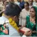 Umeed : छोड़ दी थी जीने की उम्मीद , कैसे मुश्किल दौर से निकल कमा रही पैसे, किसको धन्यवाद देने भजिए-परांठे लेकर पहुंची