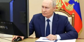 Putin Vote रूस में युद्ध के बीच चुनाव, कब्जे वाले यूक्रेनी इलाकों में भी वोटिंग; युद्ध विरोधी पार्टी बाहर