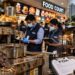 Food Safety: लखनऊ, नोएडा, गोरखपुर में फास्ट फूड आउटलेट्स पर ताबड़तोड़ छापेमारी, रसोई में मिला फंगस-चूहे और एक्सपायर्ड नॉनवेज