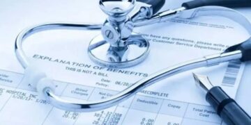 Medical Equipment: मनमानी कीमतों पर सरकार सख्त, अस्पतालों और निजी अस्पतालों से बातचीत शुरू