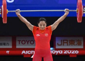 Asian Games: अधूरा सपना हुआ पूरा,मीराबाई चानू ने जीता सिल्वर, 28 साल बाद भारत को वेटलिफ्टिंग में मेडल