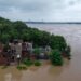Lakhimpur Flood Alert: लखीमपुर में नदियां उफान पर, पलिया में भी खतरे के निशान से ऊपर शारदा
