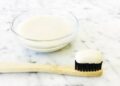 Natural Oral Care: घर पर ऐसे बनाएं ये नेचुरल टूथपेस्ट, पर इस्तेमाल से पहले इन बातों का रखें ध्यान